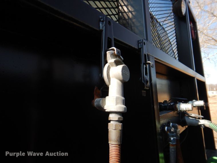 image for item DH8196 1992 Chevrolet Kodiak C6500  flatbed truck