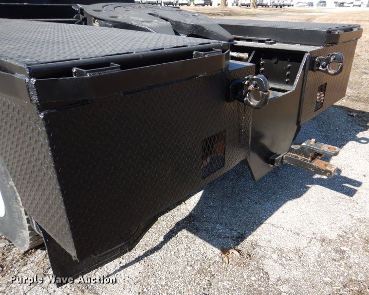 image for item DH8196 1992 Chevrolet Kodiak C6500  flatbed truck