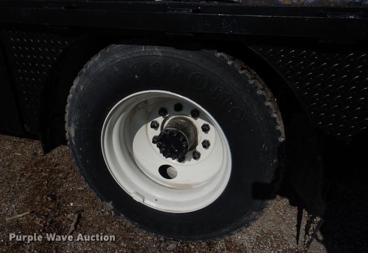 image for item DH8196 1992 Chevrolet Kodiak C6500  flatbed truck