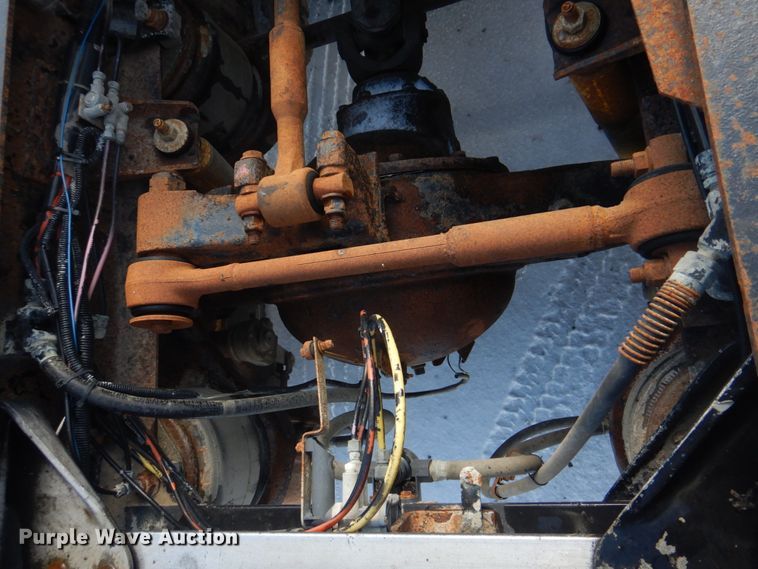 image for item DH8197 1990 Kenworth T600  semi truck