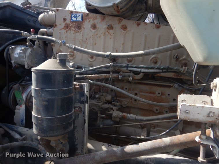 image for item DH8197 1990 Kenworth T600  semi truck