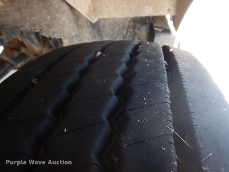 image for item DH8197 1990 Kenworth T600  semi truck