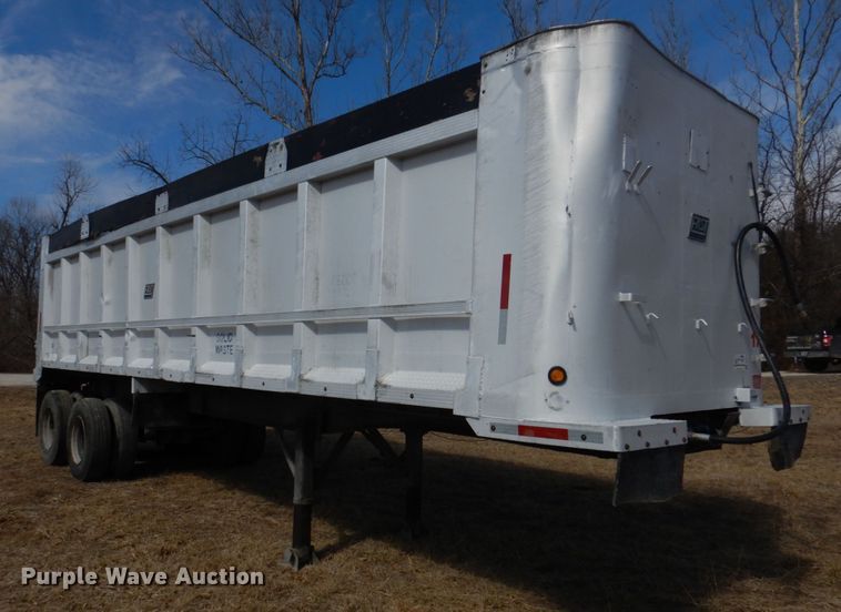 image for item DH8201 1977 East  end dump trailer