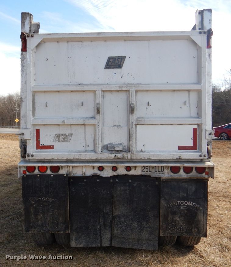 image for item DH8201 1977 East  end dump trailer