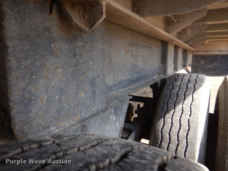 image for item DH8201 1977 East  end dump trailer