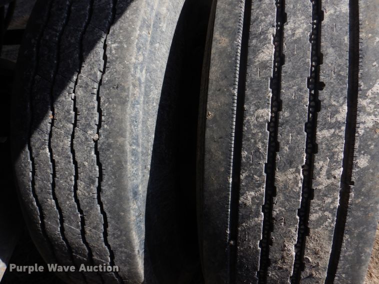 image for item DH8201 1977 East  end dump trailer