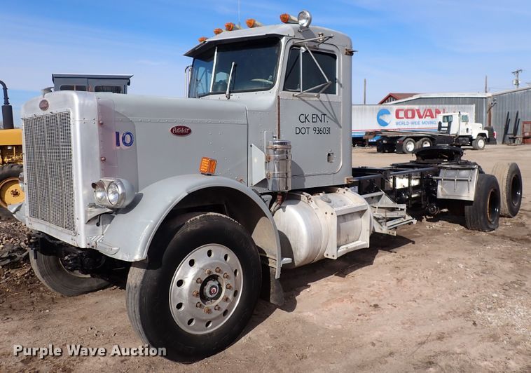 image for item DI1829 1987 Peterbilt 359  semi truck