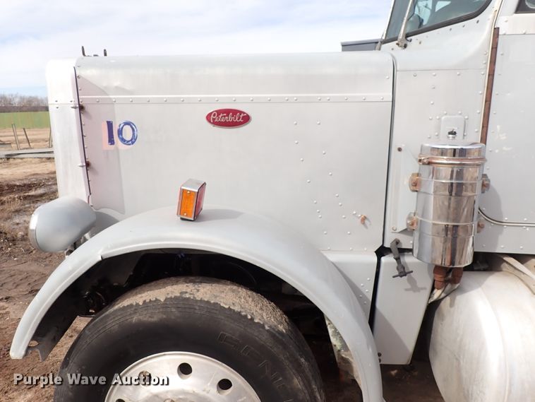 image for item DI1829 1987 Peterbilt 359  semi truck