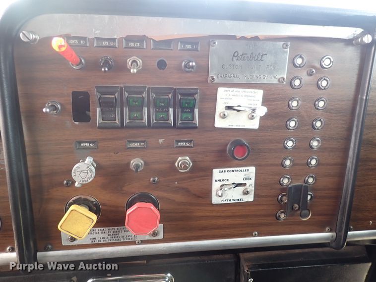 image for item DI1829 1987 Peterbilt 359  semi truck