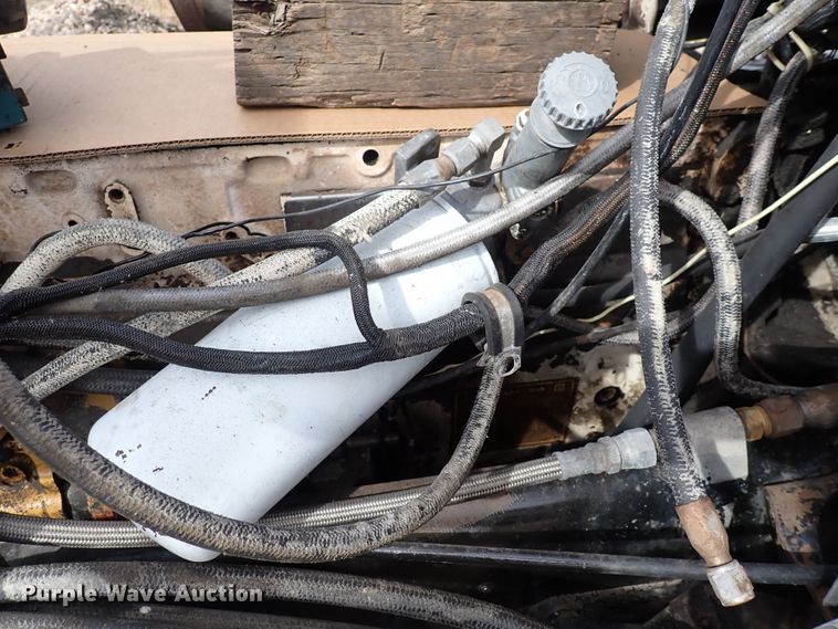 image for item DI1829 1987 Peterbilt 359  semi truck