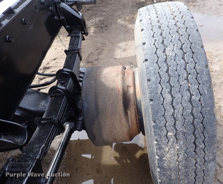 image for item DI1829 1987 Peterbilt 359  semi truck