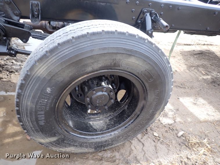 image for item DI1829 1987 Peterbilt 359  semi truck