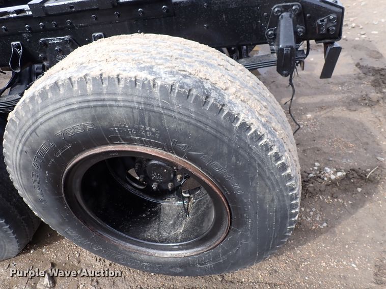 image for item DI1829 1987 Peterbilt 359  semi truck