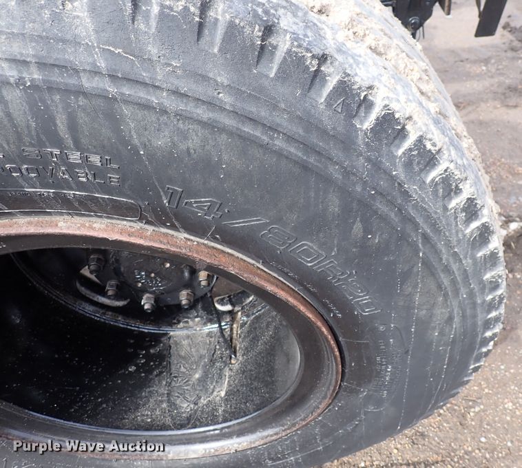 image for item DI1829 1987 Peterbilt 359  semi truck