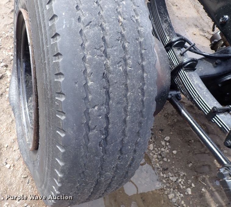 image for item DI1829 1987 Peterbilt 359  semi truck