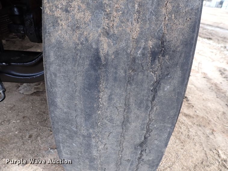 image for item DI1829 1987 Peterbilt 359  semi truck