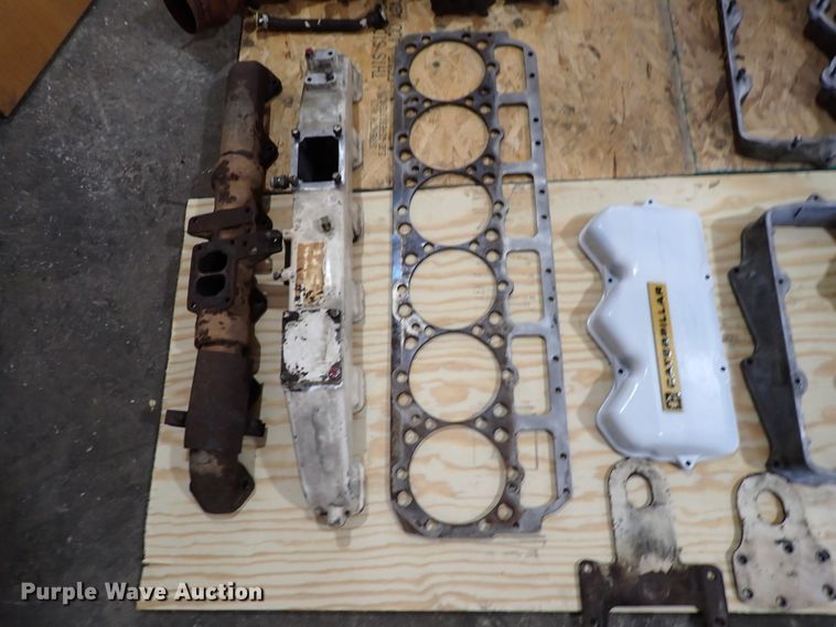 image for item DI1829 1987 Peterbilt 359  semi truck