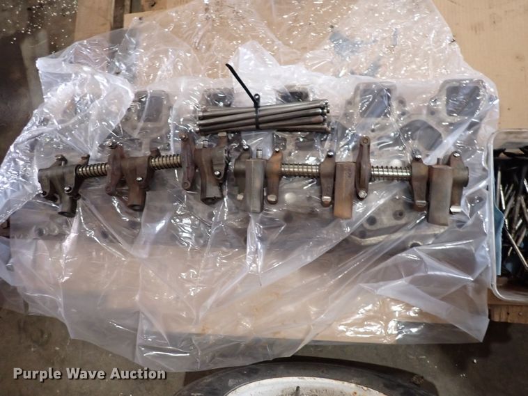 image for item DI1829 1987 Peterbilt 359  semi truck