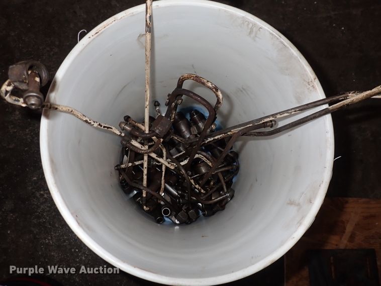 image for item DI1829 1987 Peterbilt 359  semi truck