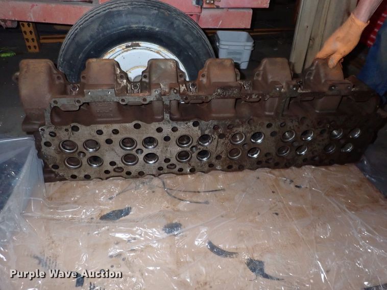 image for item DI1829 1987 Peterbilt 359  semi truck