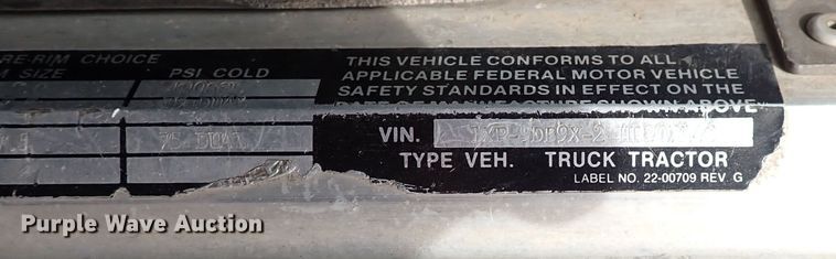 image for item DI1829 1987 Peterbilt 359  semi truck