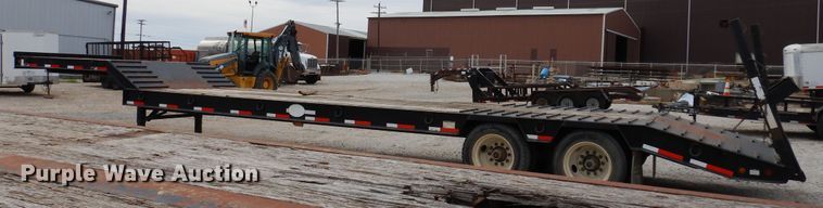 image for item DI8695 2013 Viking  drop deck equipment trailer