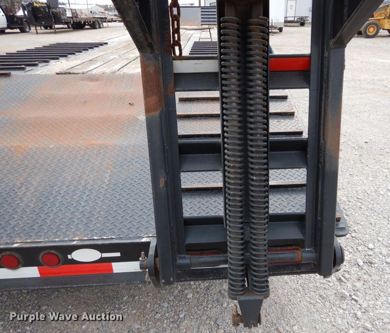 image for item DI8695 2013 Viking  drop deck equipment trailer