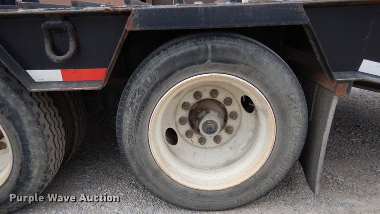 image for item DI8695 2013 Viking  drop deck equipment trailer