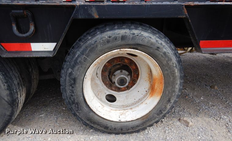 image for item DI8695 2013 Viking  drop deck equipment trailer