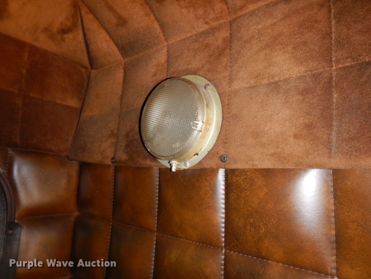 image for item DJ0810 1984 Peterbilt 359  semi truck