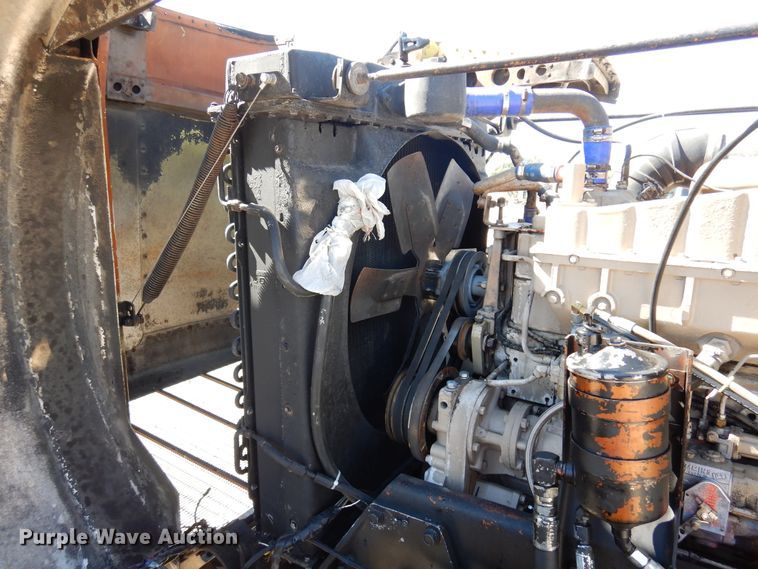 image for item DJ0810 1984 Peterbilt 359  semi truck