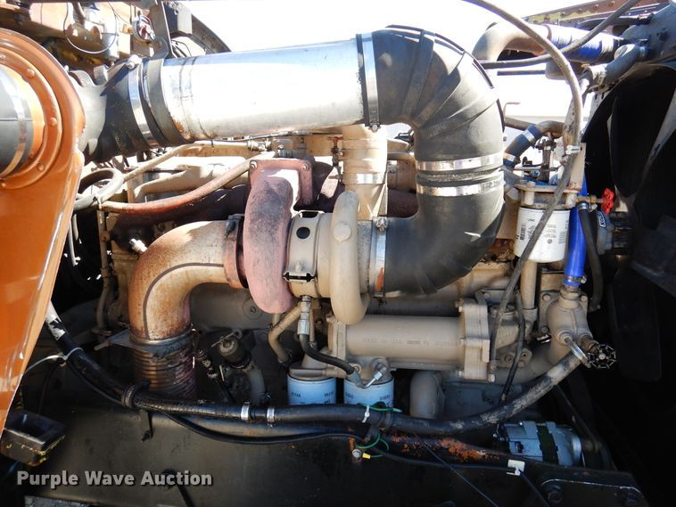 image for item DJ0810 1984 Peterbilt 359  semi truck