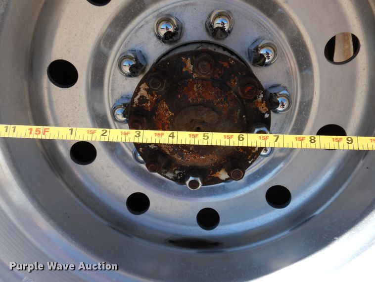 image for item DJ0810 1984 Peterbilt 359  semi truck