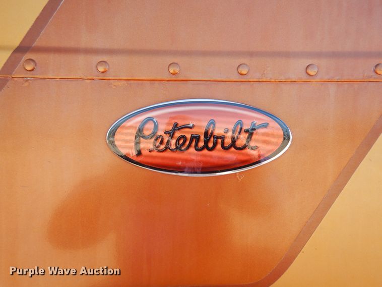 image for item DJ0810 1984 Peterbilt 359  semi truck