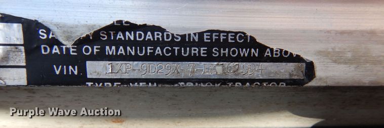 image for item DJ0810 1984 Peterbilt 359  semi truck