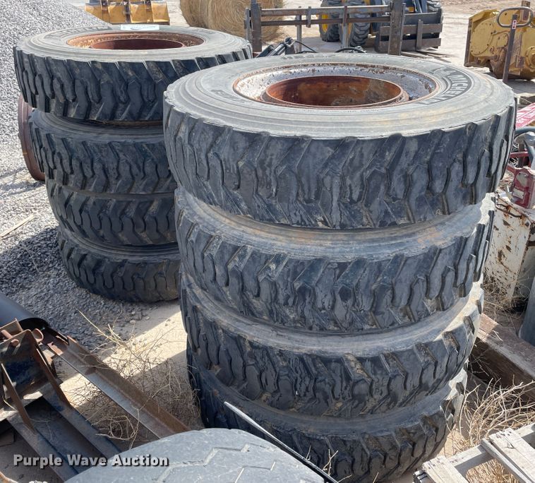 image for item DJ5017 (8) Michelin XZE2 11R24.5 tires and wheels