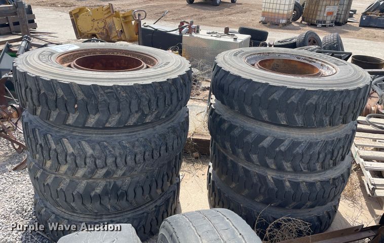 image for item DJ5017 (8) Michelin XZE2 11R24.5 tires and wheels