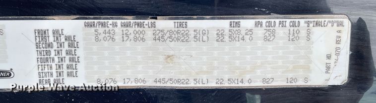 image for item DJ5018 2010 Freightliner Cascadia 125  semi truck