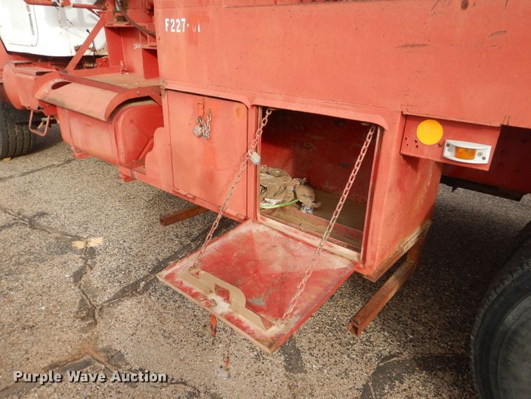 image for item DJ8900 1981 Interntaional F5070  winch truck