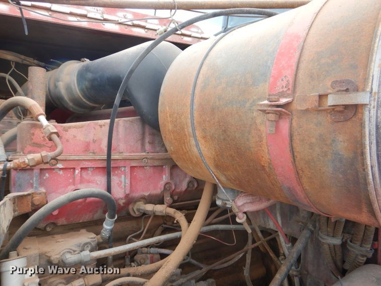 image for item DJ8900 1981 Interntaional F5070  winch truck