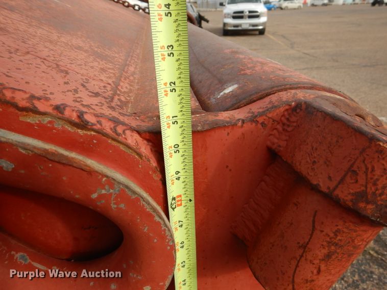 image for item DJ8900 1981 Interntaional F5070  winch truck