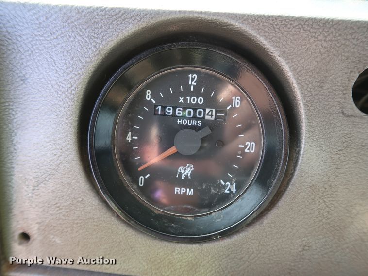 image for item DK3577 2000 Mack RD688S  semi truck