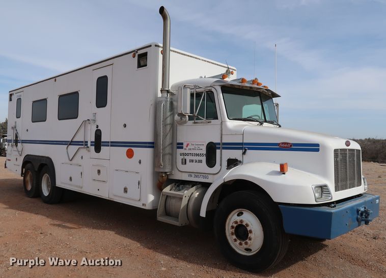 image for item DK3580 2002 Peterbilt 330  mobile command center