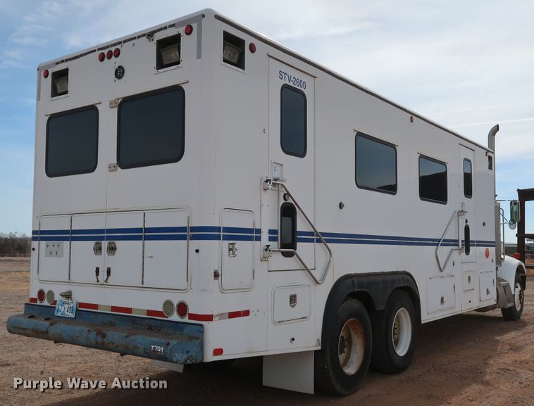 image for item DK3580 2002 Peterbilt 330  mobile command center