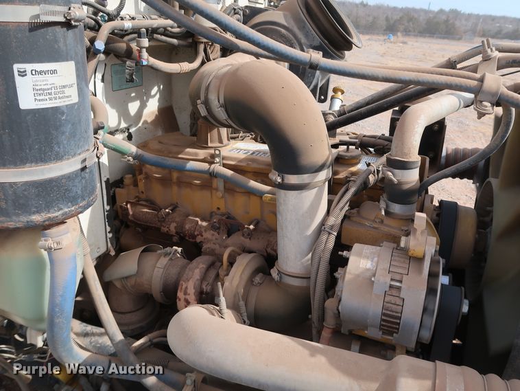 image for item DK3580 2002 Peterbilt 330  mobile command center