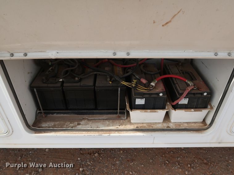 image for item DK3580 2002 Peterbilt 330  mobile command center