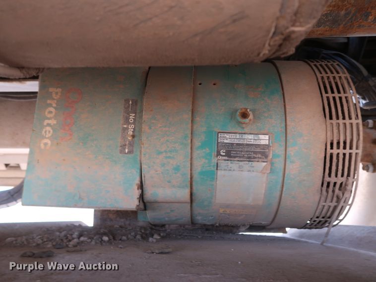 image for item DK3580 2002 Peterbilt 330  mobile command center