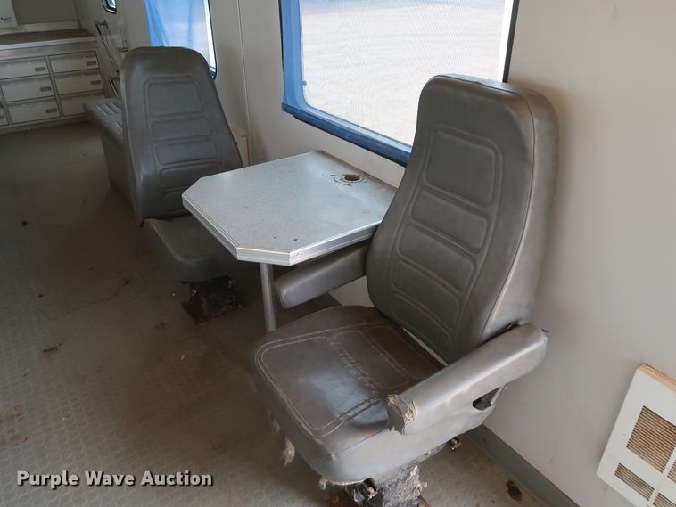 image for item DK3580 2002 Peterbilt 330  mobile command center