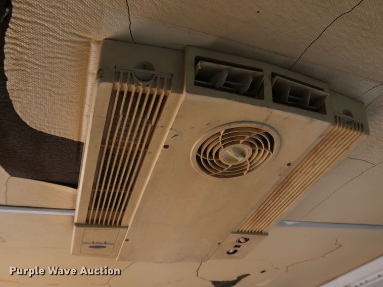 image for item DK3580 2002 Peterbilt 330  mobile command center