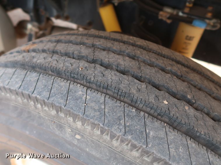 image for item DK3580 2002 Peterbilt 330  mobile command center